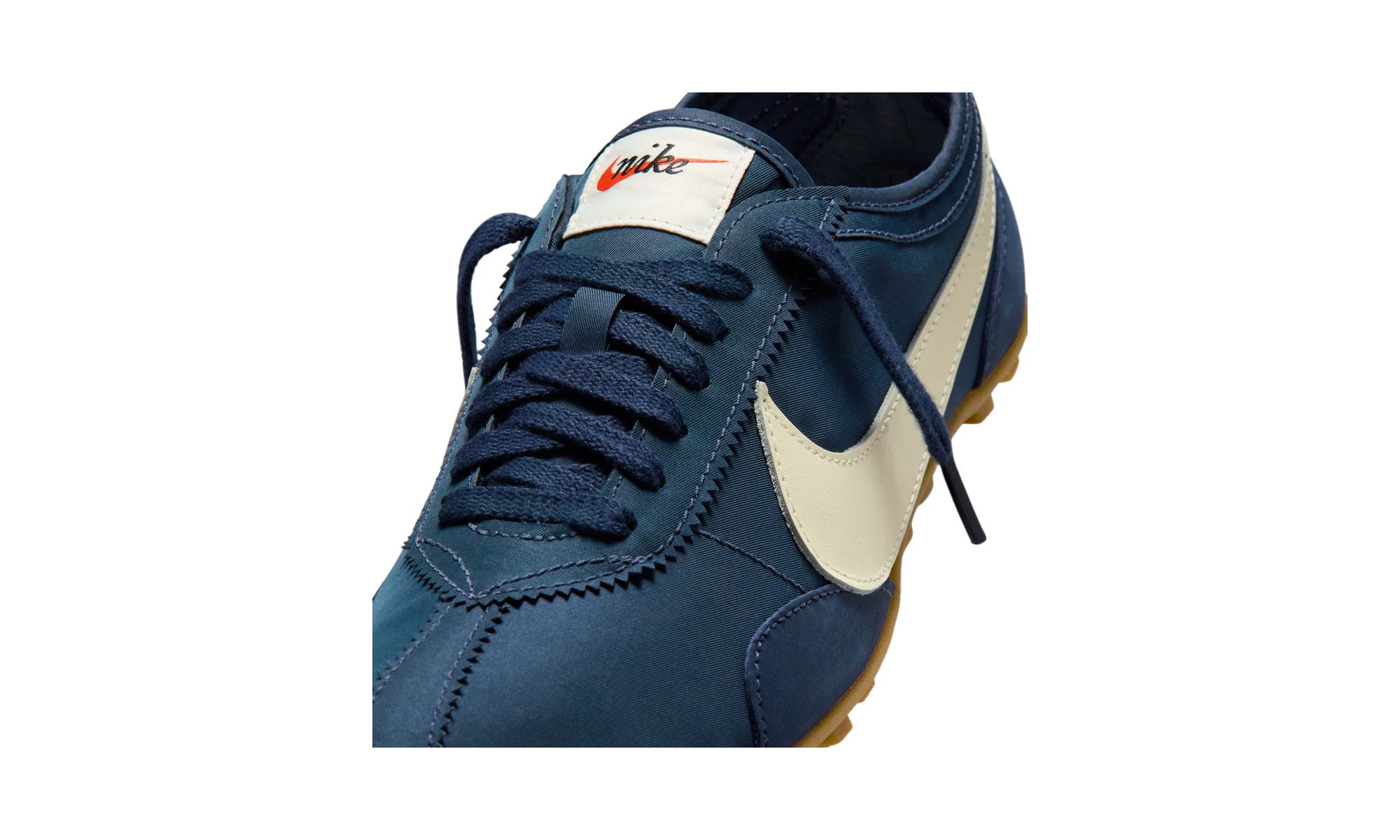 Nike Moon Shoe OG Midnight Navy Gum Light Brown Soft Pearl