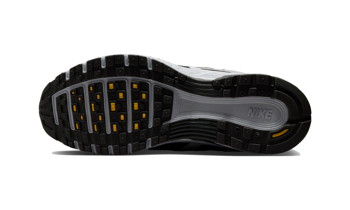 Nike P-6000 Winterized Grey Fog Photon Dust Laser Orange