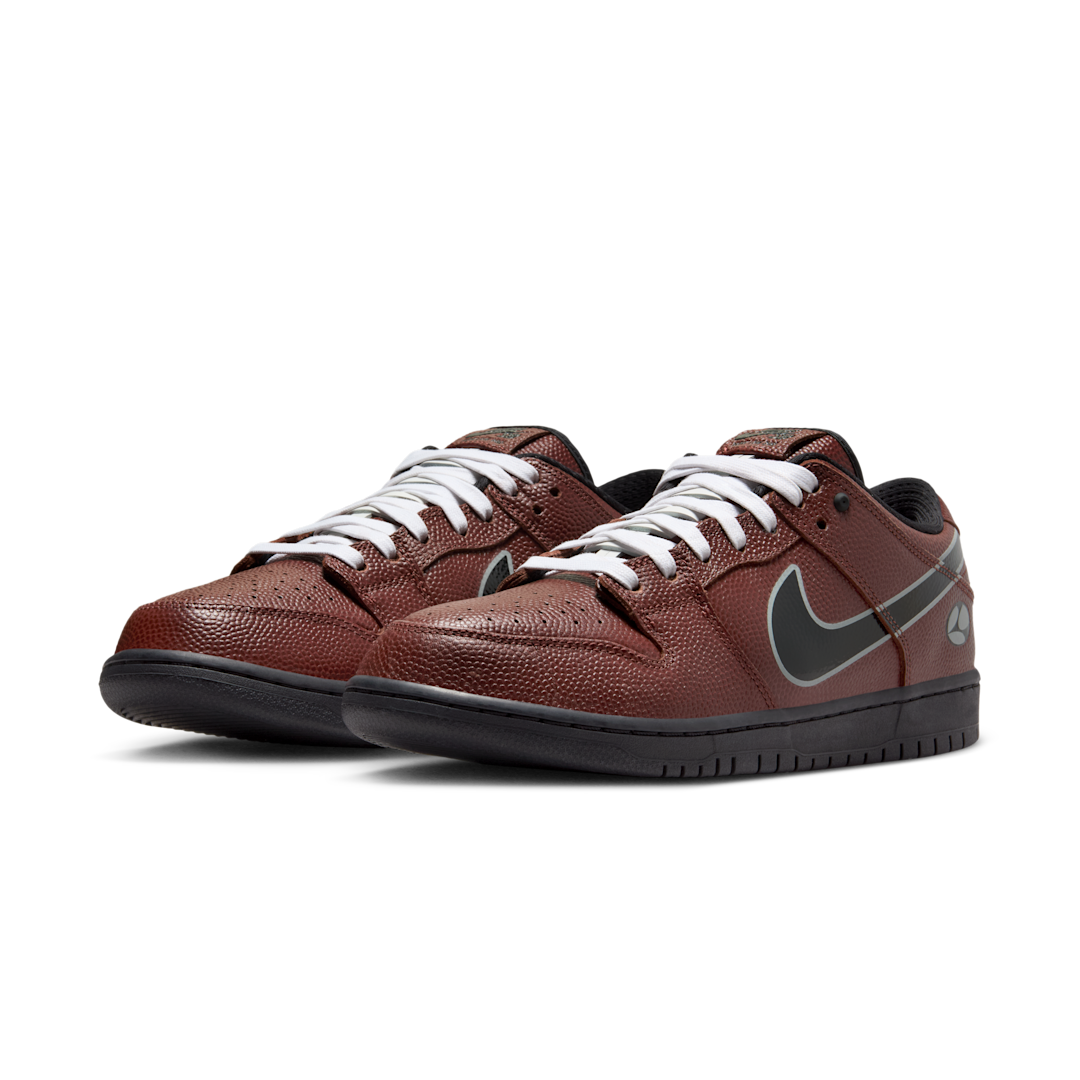 Nike SB Dunk Low Limosine Skateboards, Dark Pony/Black/Silver/White/Rage Green/Hyper Royal (HJ4131-200)