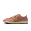 Nike SB Dunk Low Red Stardust