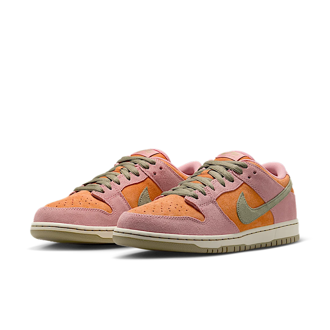 Nike SB Dunk Low Red Stardust, Red Stardust/Neutral Olive-Monarch-Coconut Milk (HJ4135-600)