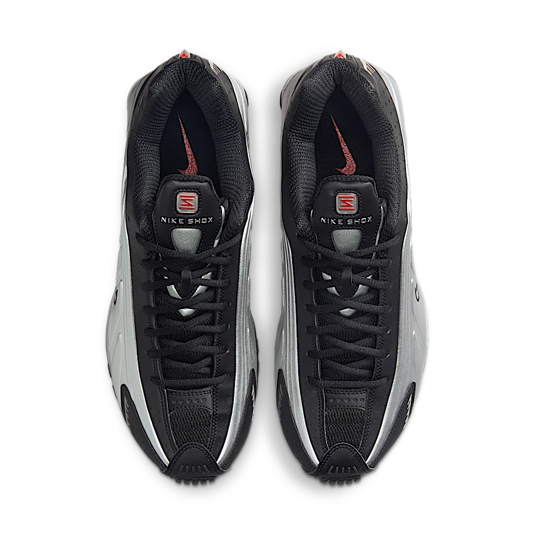 Nike Shox R4 Black Metallic Silver (2025), Metallic Silver (HQ1988-002)