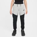 Nike Sportswear Tech Fleece Older Kids' Joggers