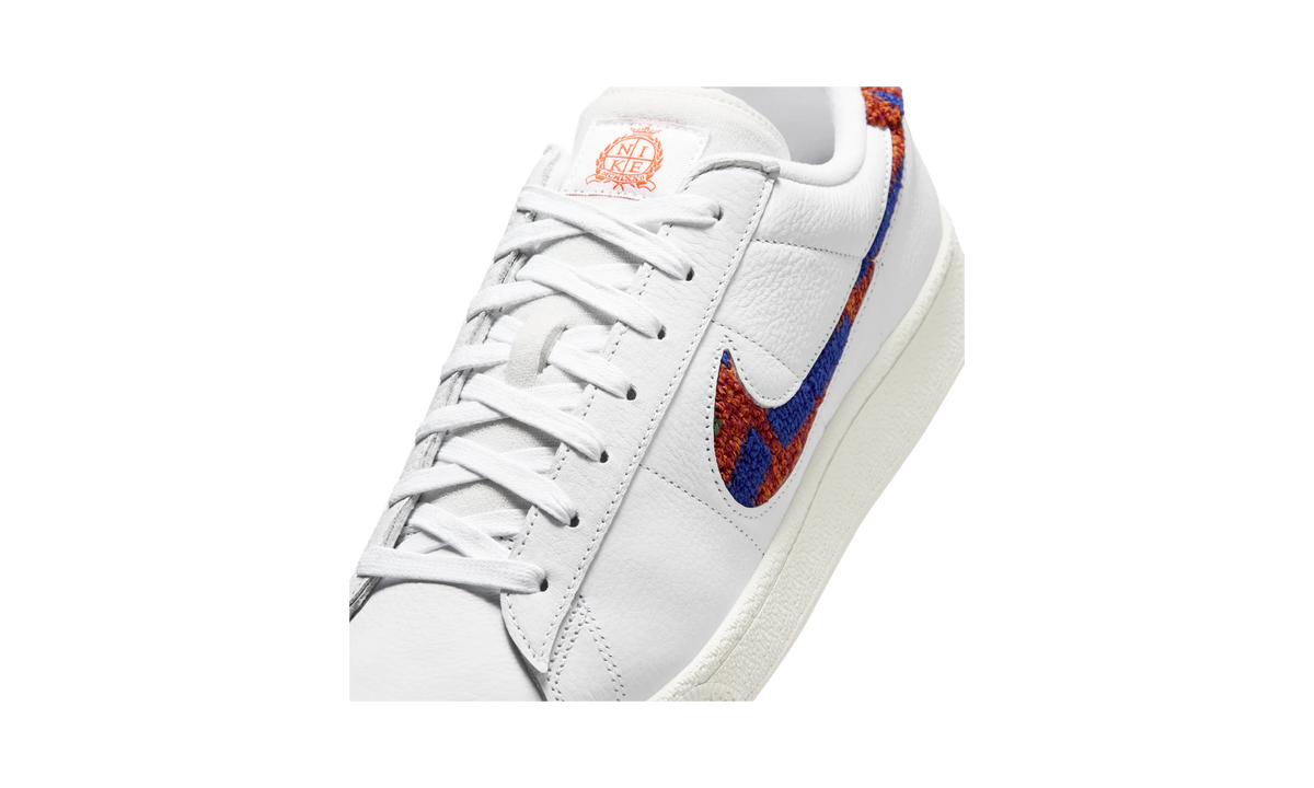 Nike Tennis Classic Premium White Sail Safety Orange