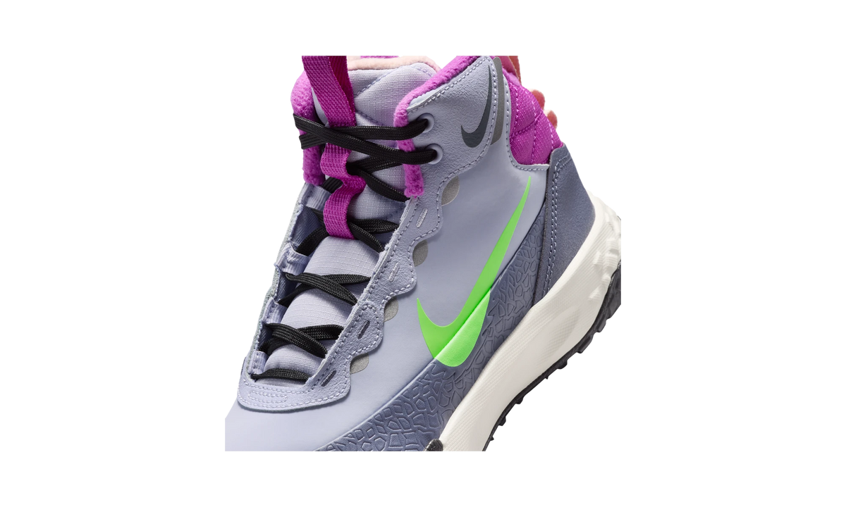 Nike Terrascout Ghost Vivid Purple Green Strike