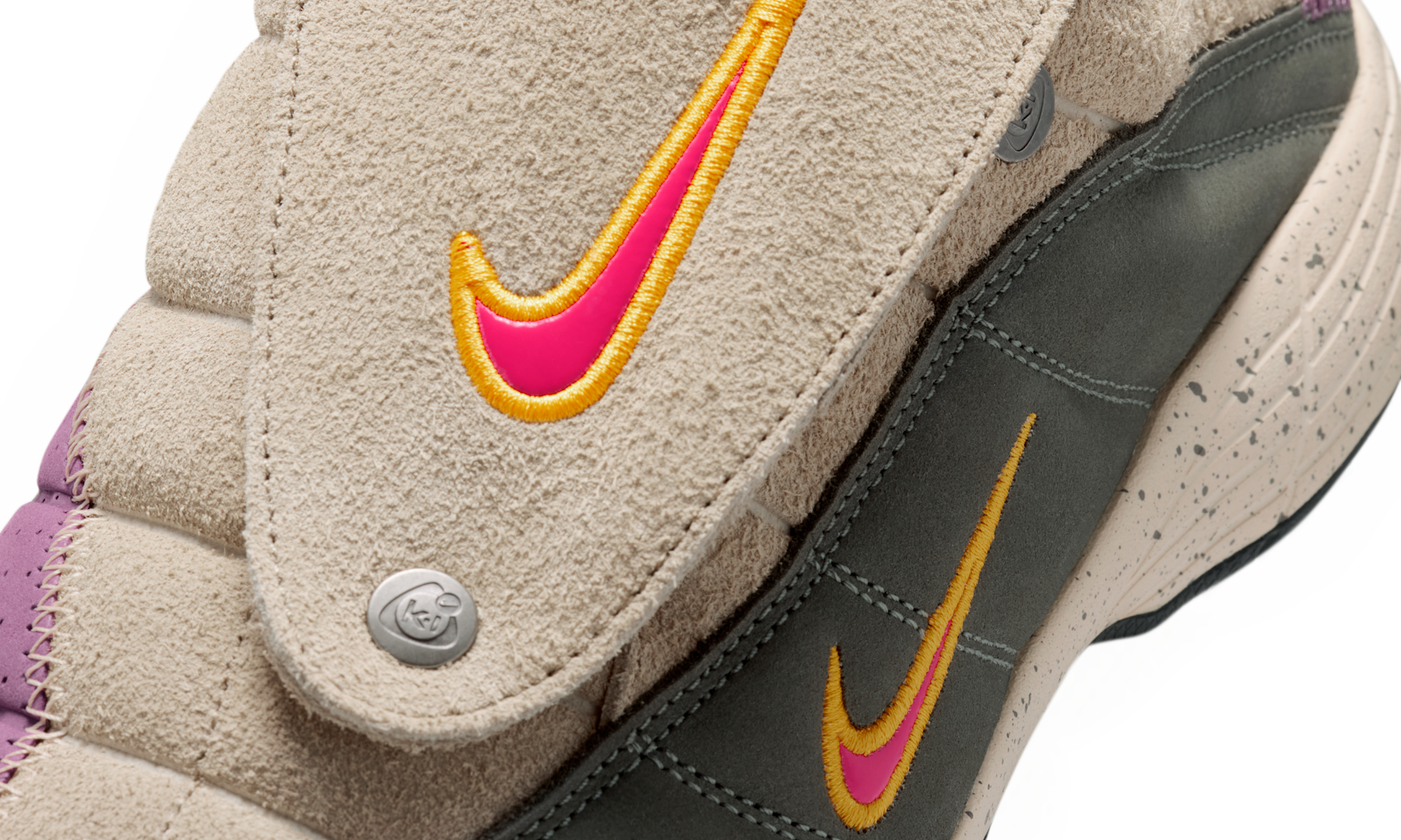 Nike Total 90 Mule Kids of Immigrants Khaki