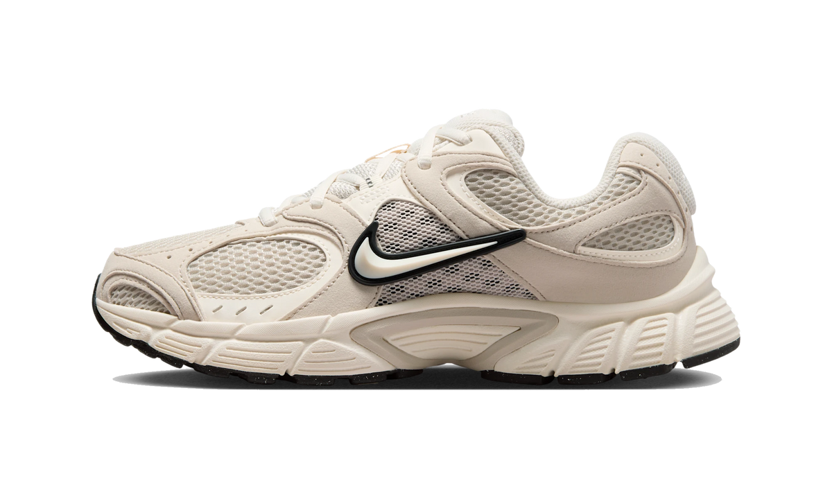 Nike V5 RNR Light Orewood Brown Black Pale Ivory