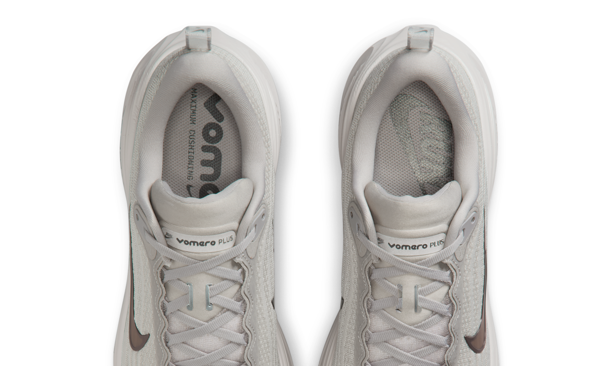 Nike Vomero Plus College Grey Light Iron Ore Gum