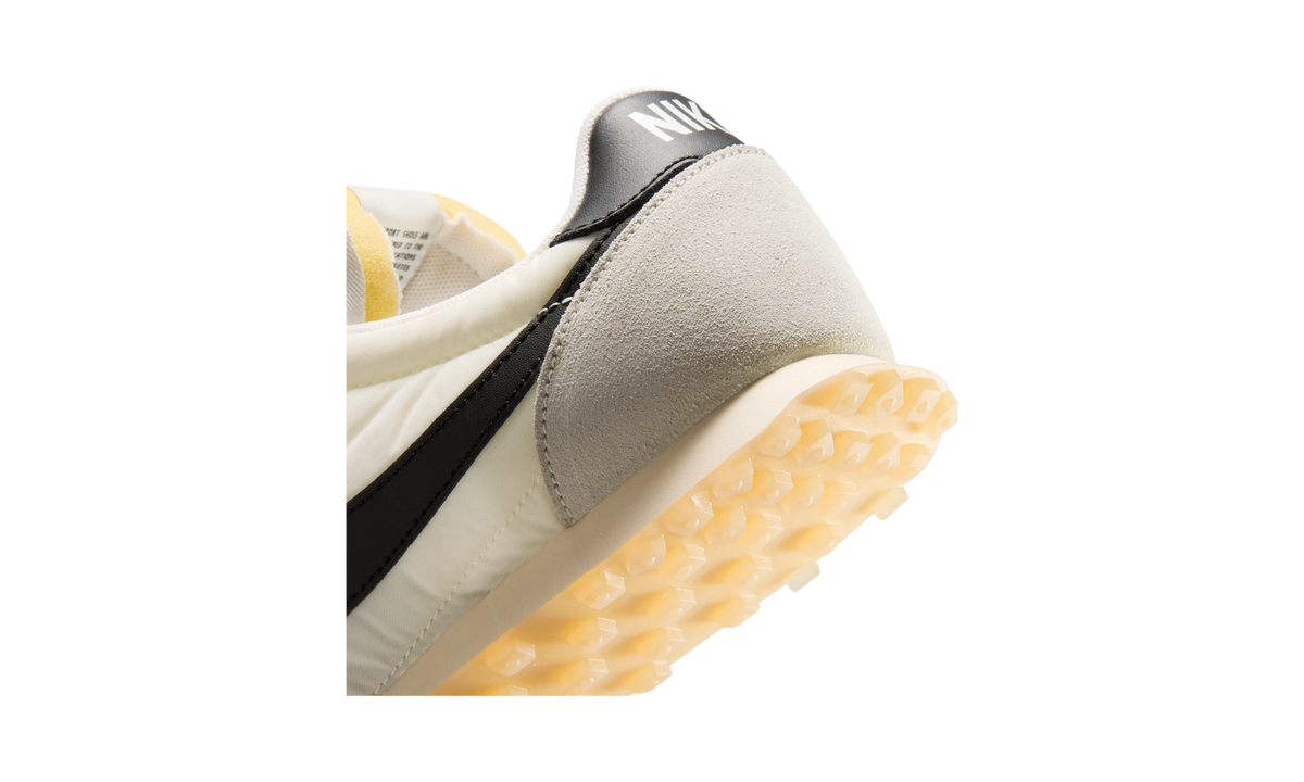 Nike Waffle Racer Sail Coconut Milk