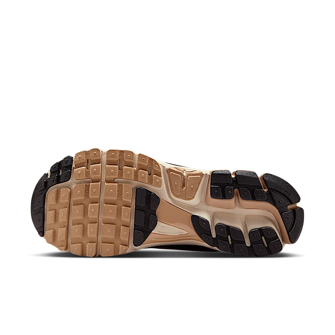 Nike Zoom Vomero 5 Sanddrift, Sanddrift/Hemp/White/Black (FJ2028-106)