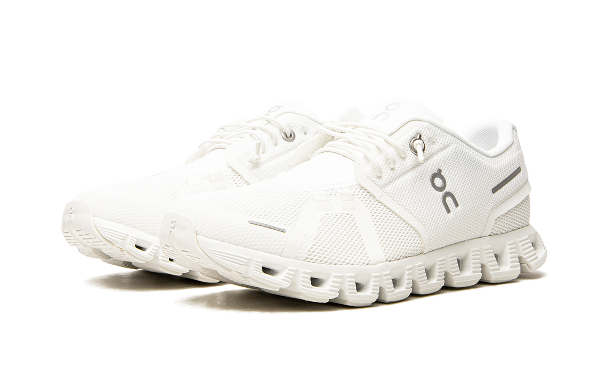On Running Cloud 5 All White