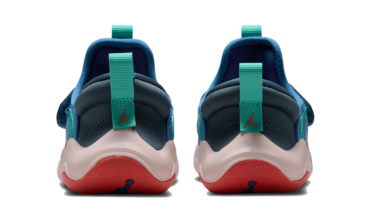 Air Jordan 23/7.2 EasyOn True Blue/Blue Fox/Kinetic Green/Track Red