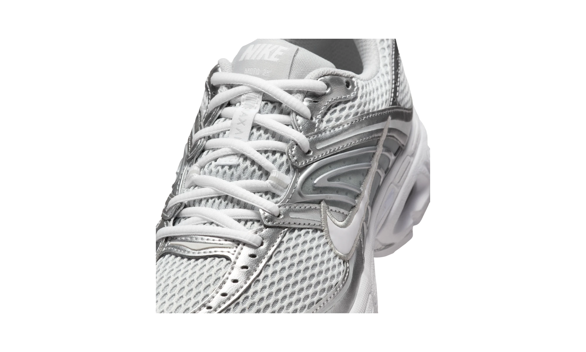 Nike Air Max Moto 2K shoes with reflective accents Grey Fog/Metallic Silver/White