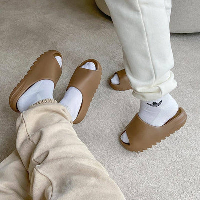 Yeezy Slide