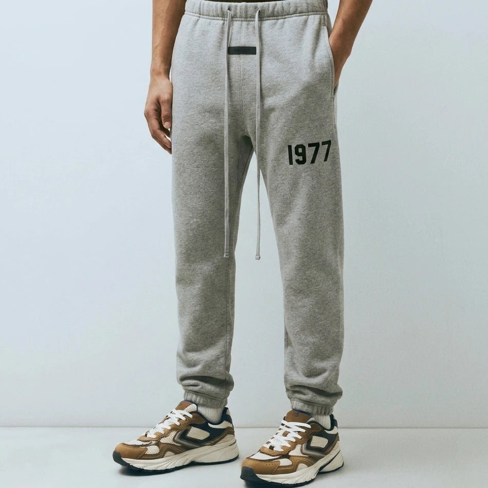 Fear of God Essentials 1977 Sweatpants Dark Oatmeal