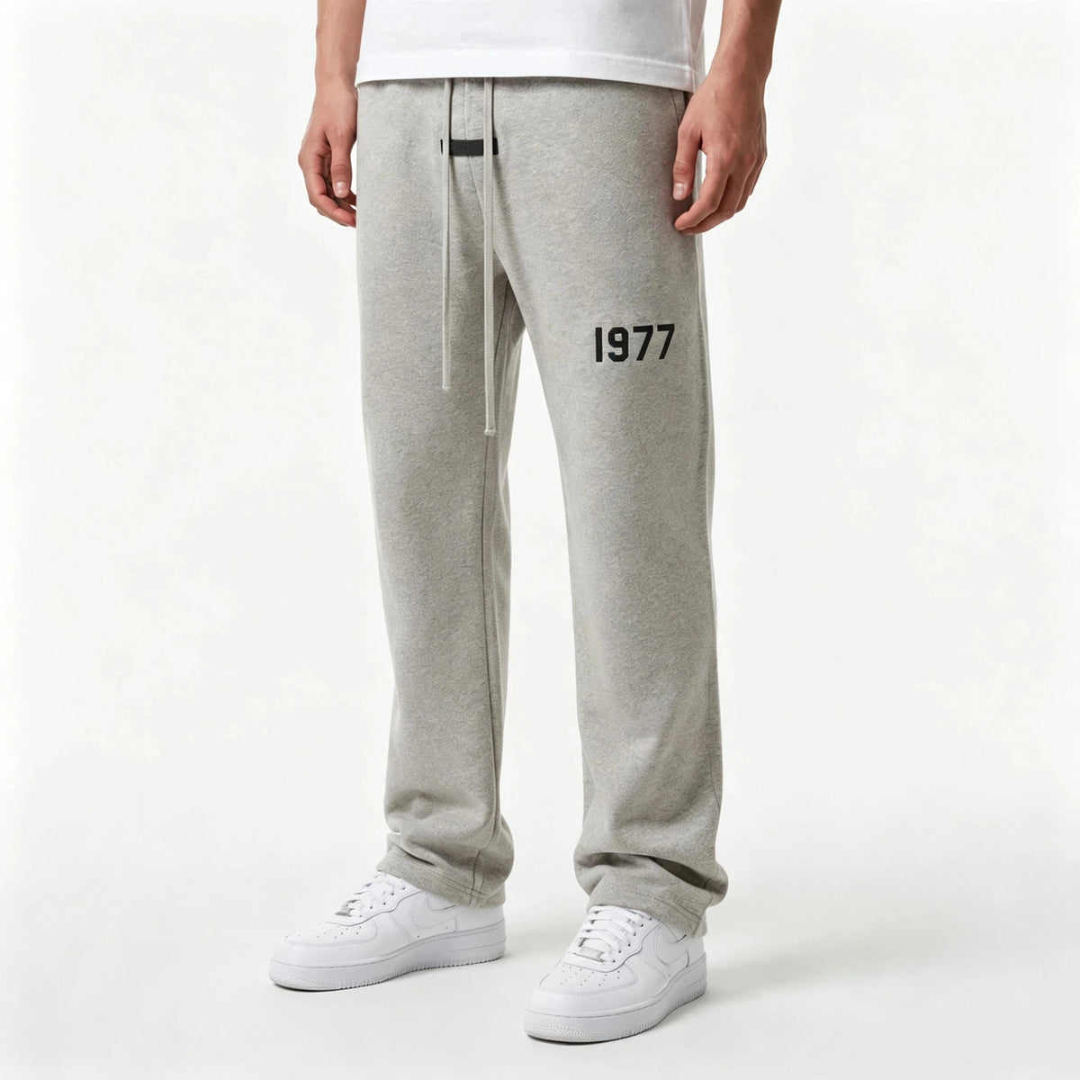 Fear of God Essentials 1977 Relaxed Sweatpants Dark Oatmeal