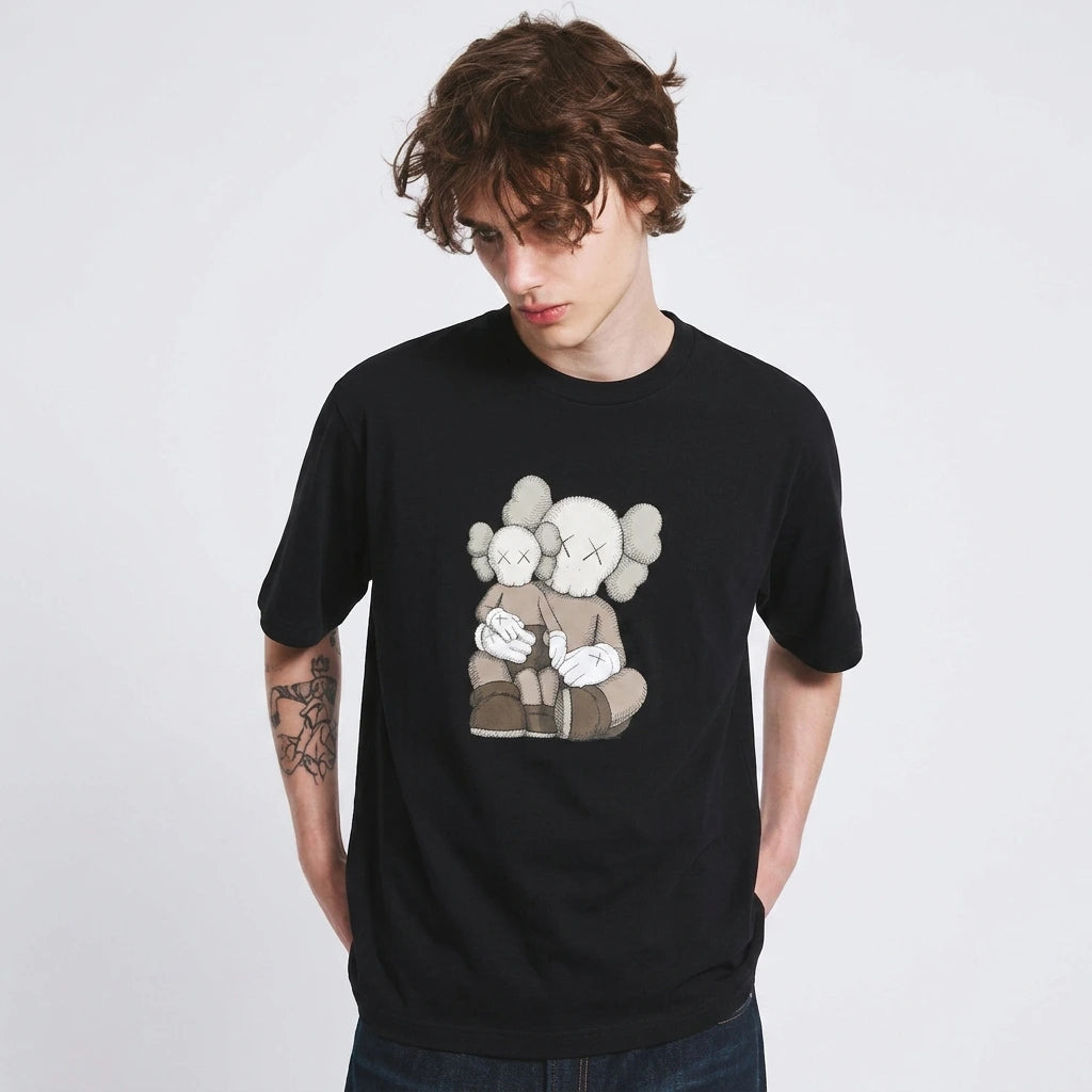 KAWS x Uniqlo T-Shirt Black Graphic