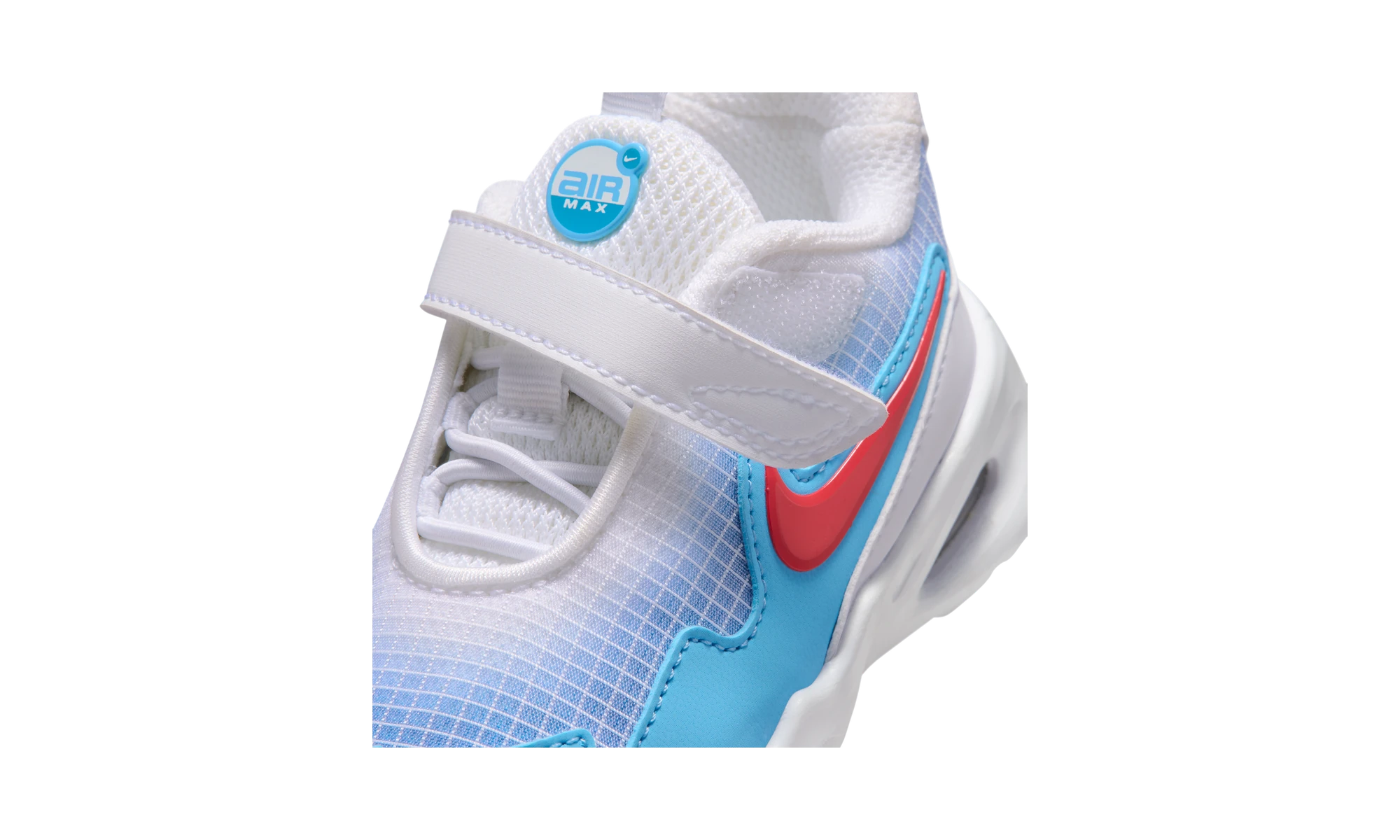 Nike Air Max Nova White/Fusion Red/Aurora Blue