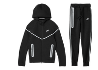 Nike Sportswear Tech Fleece Full Zip Windrunner Hoodie Black/Bemis Silver - Sneak
