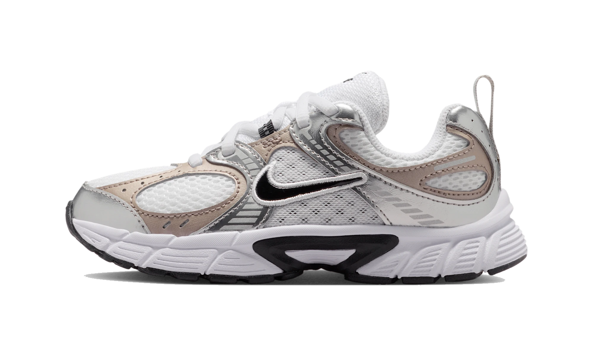 Nike V5 RNR Shoes (Classic laces) White/Vast Grey/College Grey/Black
