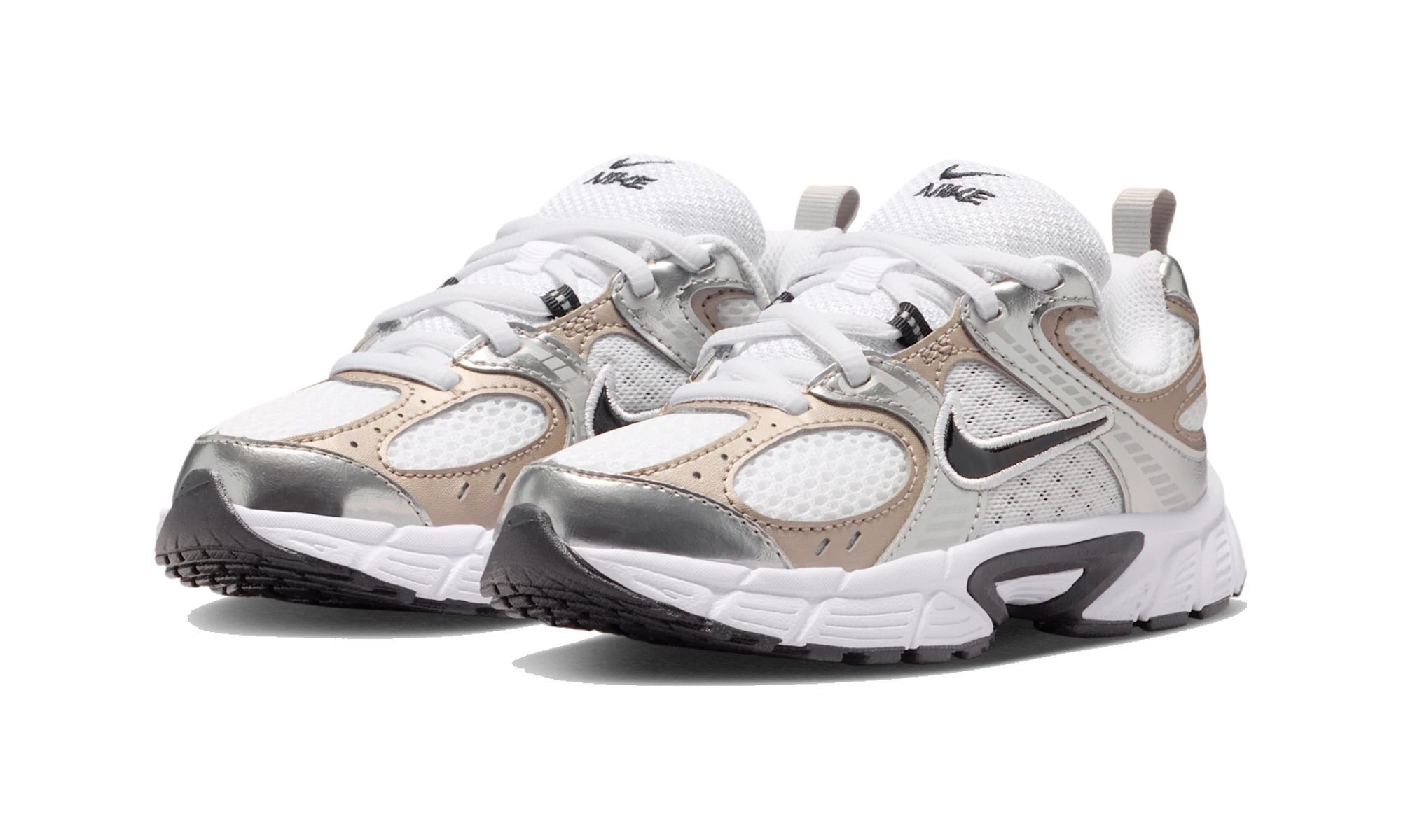 Nike V5 RNR Shoes (Classic laces) White/Vast Grey/College Grey/Black