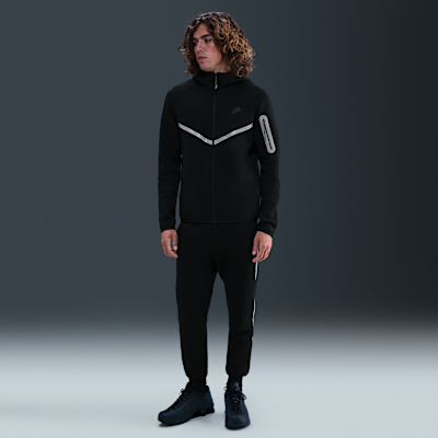 Nike Tech Men's Full-Zip Fleece Windrunner Jacket with Reflective Design Accents Black/Black