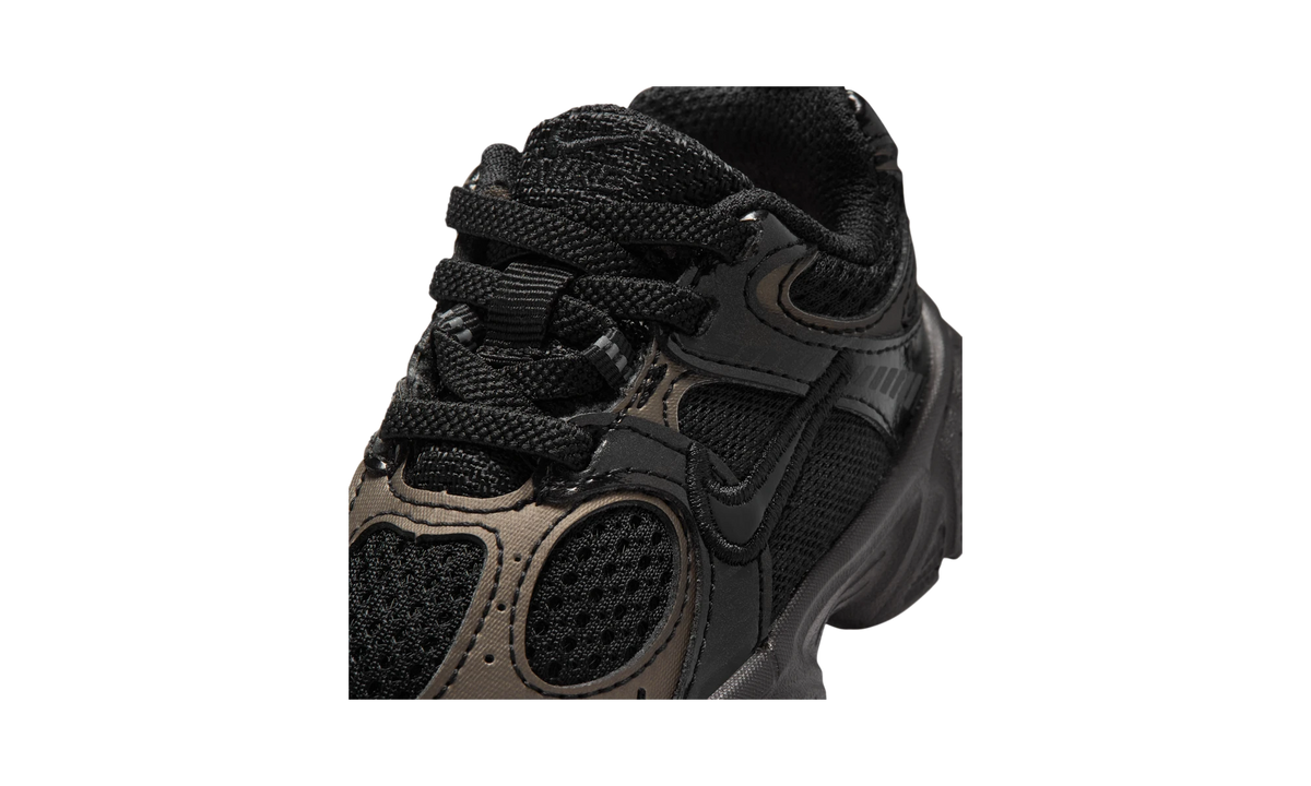 Nike V5 RNR Black/Anthracite/Black