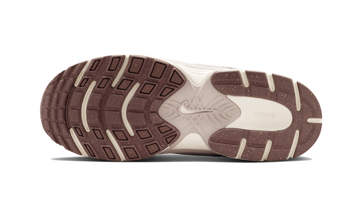 Nike V5 RNR Taupe Haze/Tattoo/Silt Red/Burgundy Ash