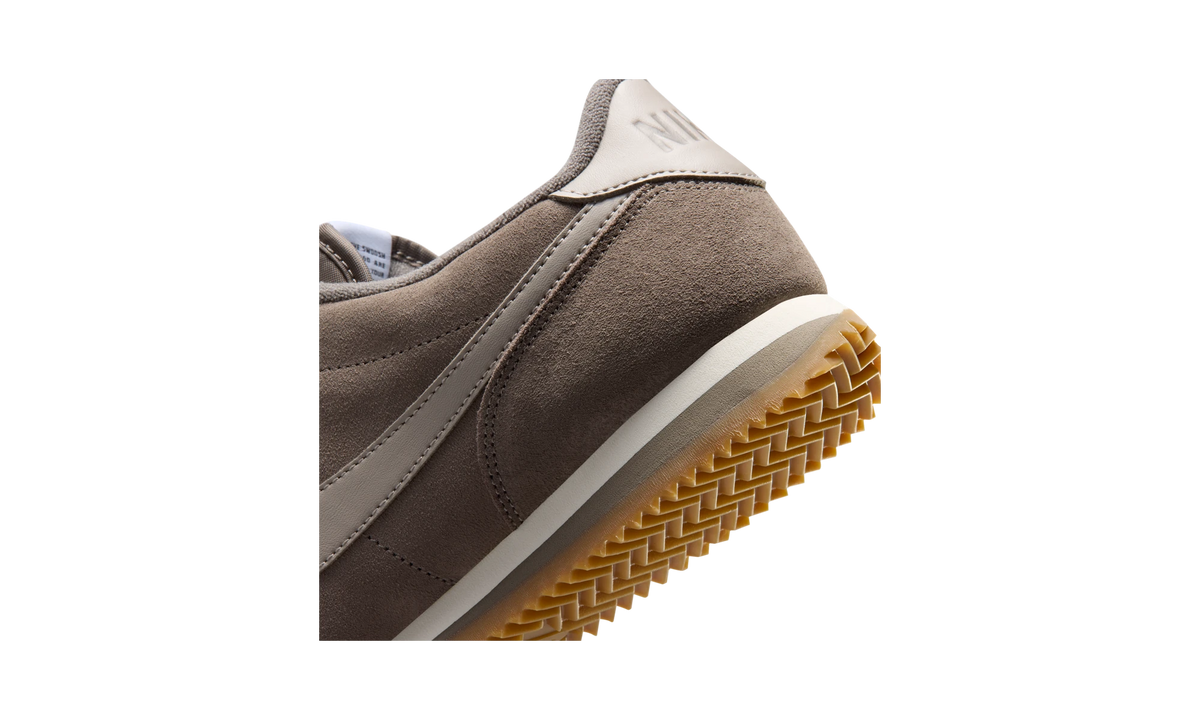 Nike Cortez Cave Stone/Sail/Gum Light Brown/Enigma Stone