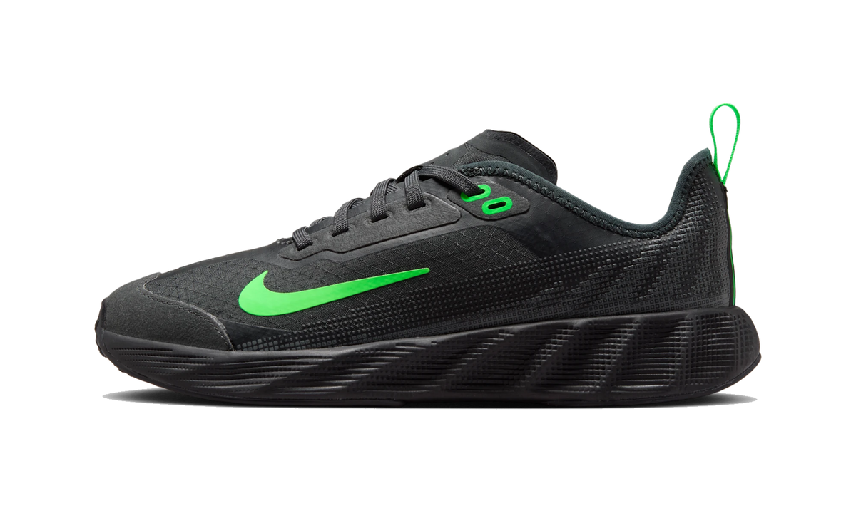 Nike Ava X Dark Smoke Grey/Black/Smoke Grey/Green Strike