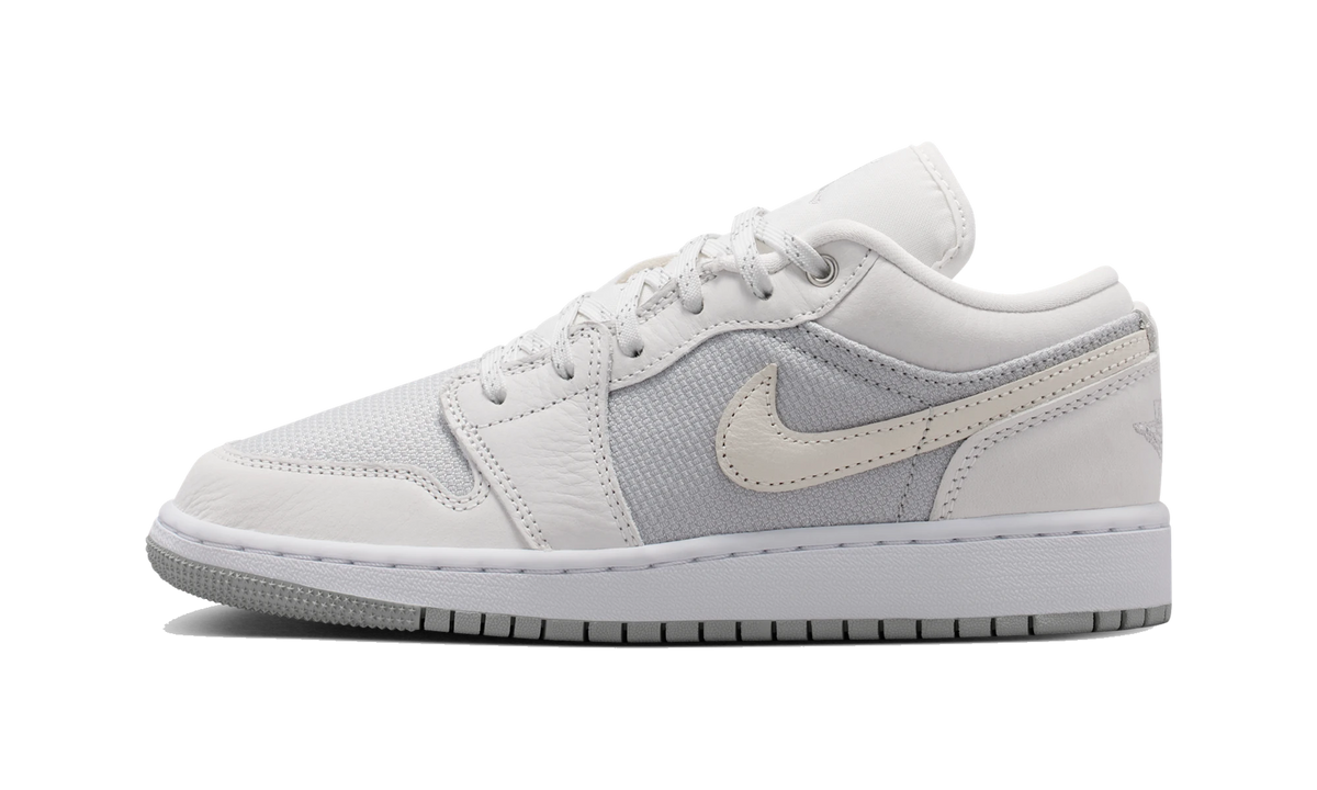 Air Jordan 1 Low SE Off-White/Soft Pearl/Light Smoke Grey