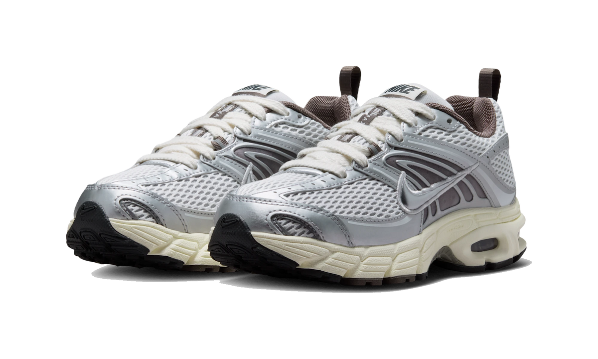 Nike Air Max Moto 2K Platinum Tint/Cave Stone/Anthracite/Metallic Silver
