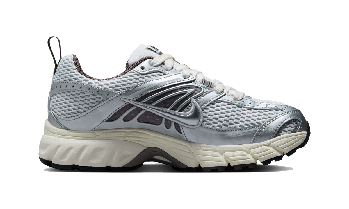 Nike Air Max Moto 2K Platinum Tint/Cave Stone/Anthracite/Metallic Silver