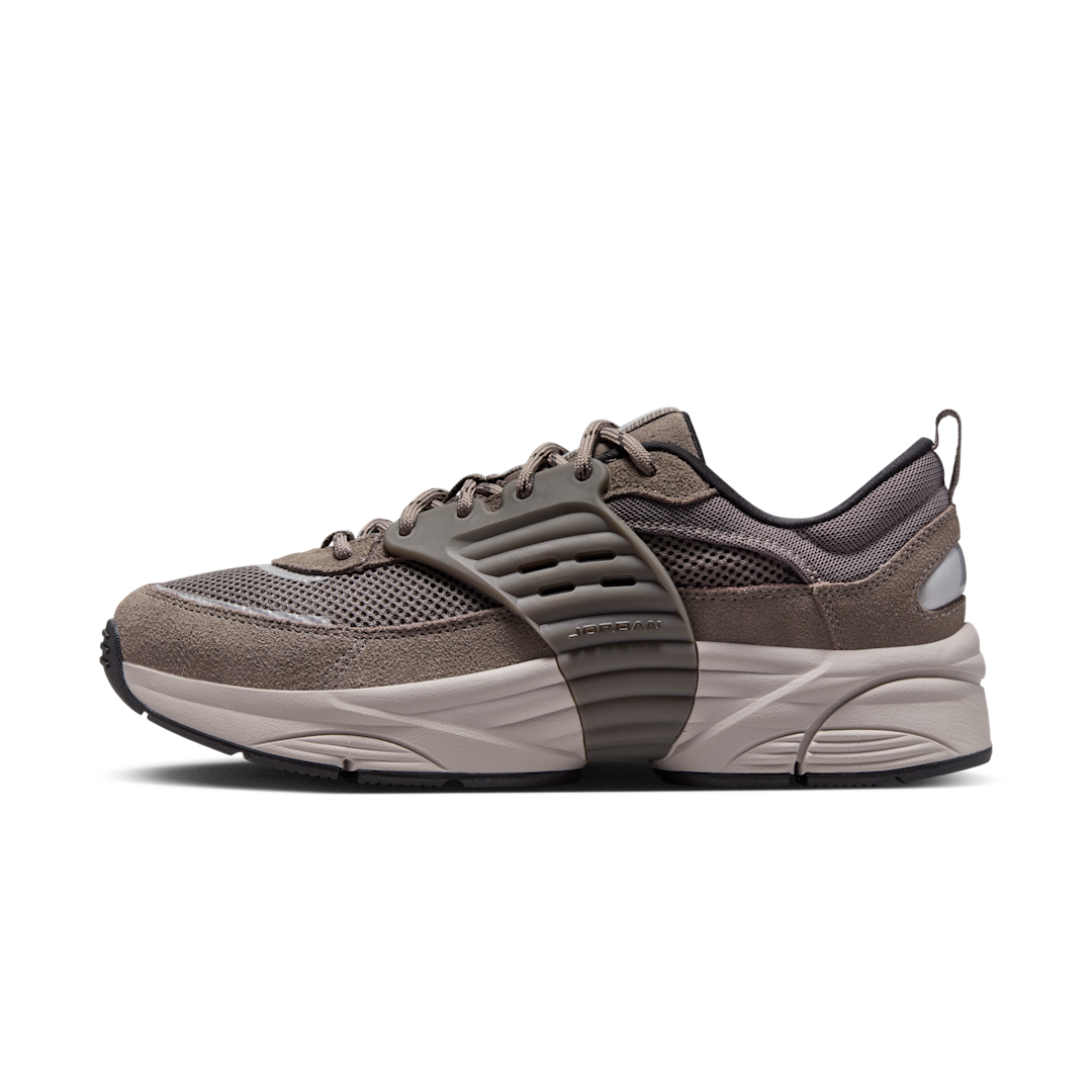 Air Jordan Trunner O/S Cave Stone, Cave Stone/Black/Ridgerock/Moon Particle (IB3722-201)