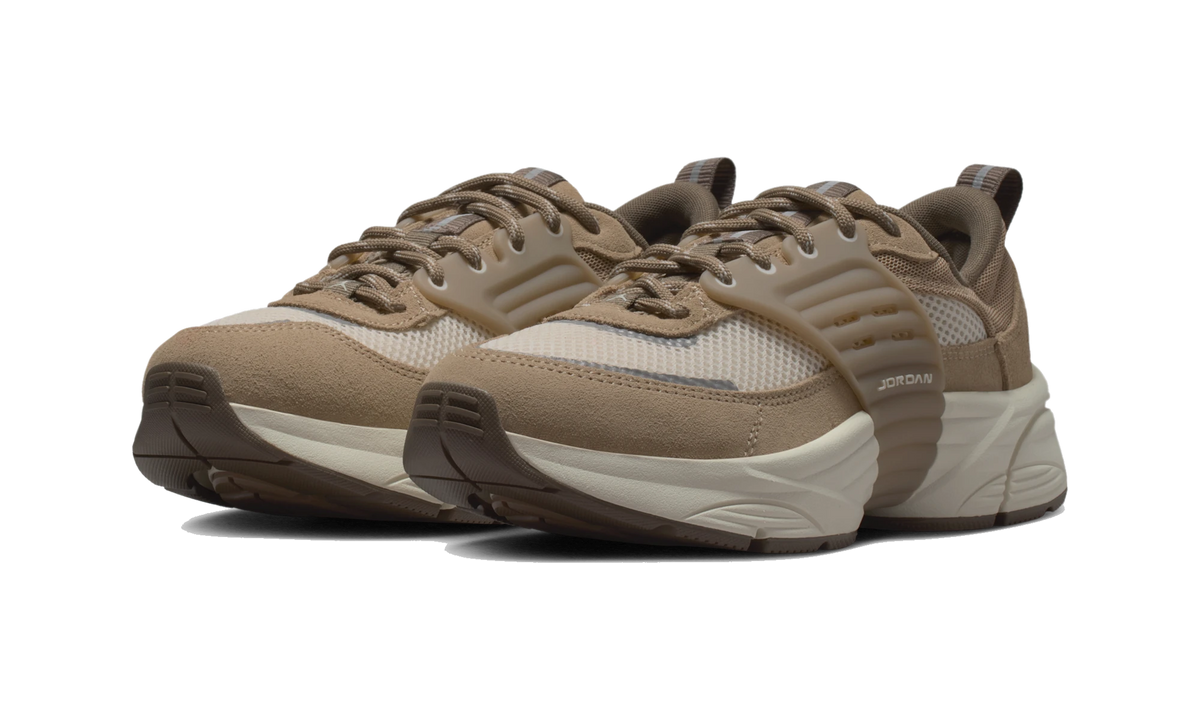 Air Jordan Trunner O/S Khaki Pale Ivory
