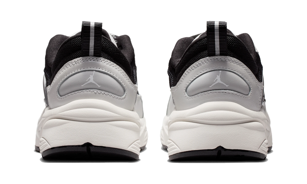 Air Jordan Trunner O/S Photon Dust Black Sail