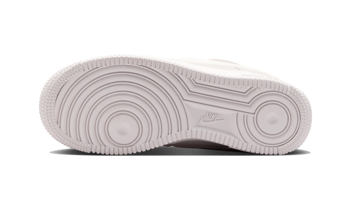 Nike Air Force 1 LV8 Vast Grey/Sail