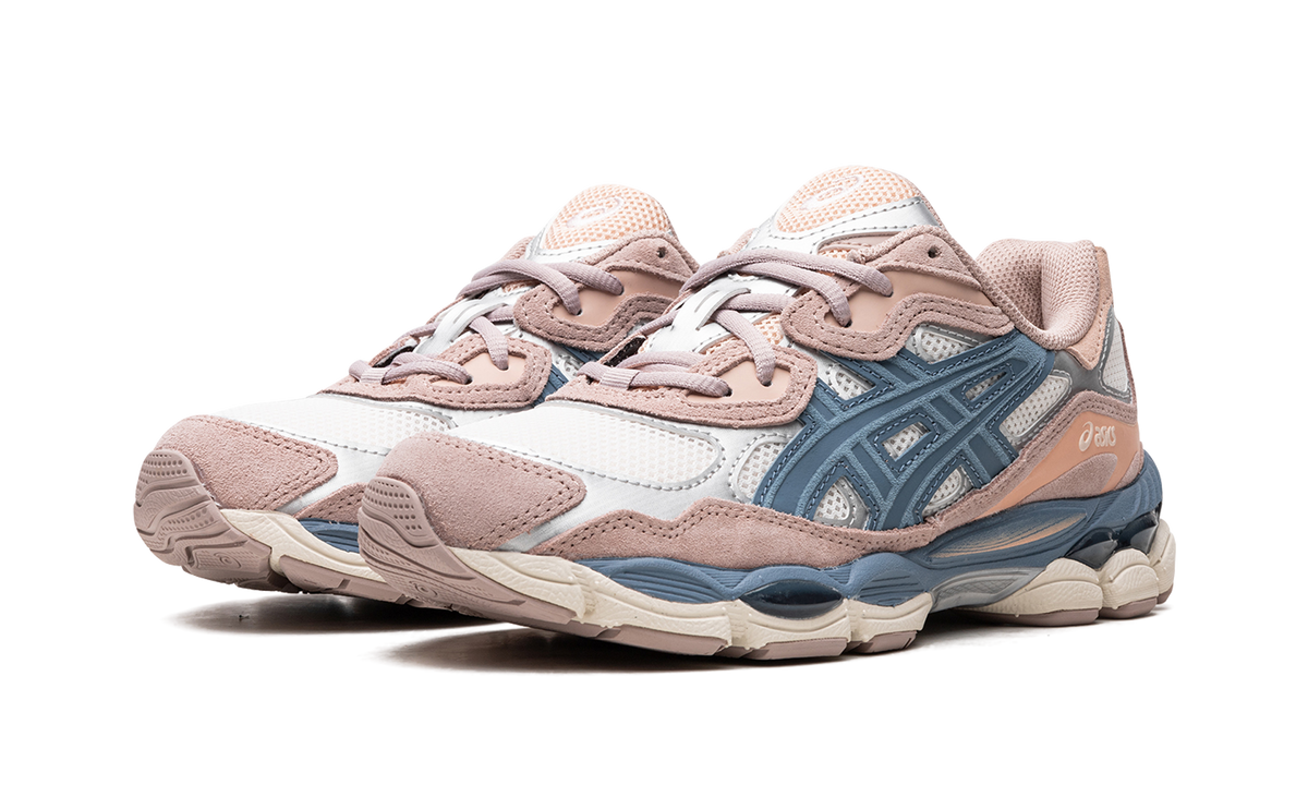 ASICS Gel-NYC Cream Grey Floss Salmon