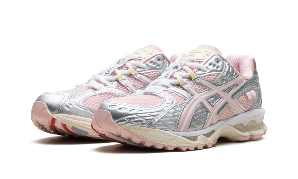ASICS Gel-Nimbus 10.1 Vandy The Pink x atmos Banana Split Strawberry