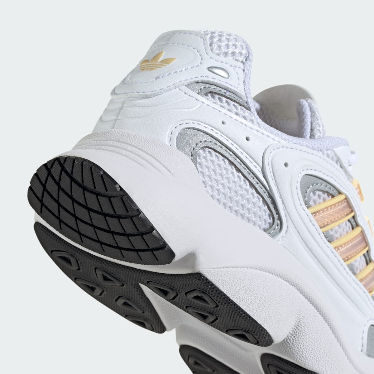 Adidas Ozmillen Cloud White Glow Orange Crystal Sand