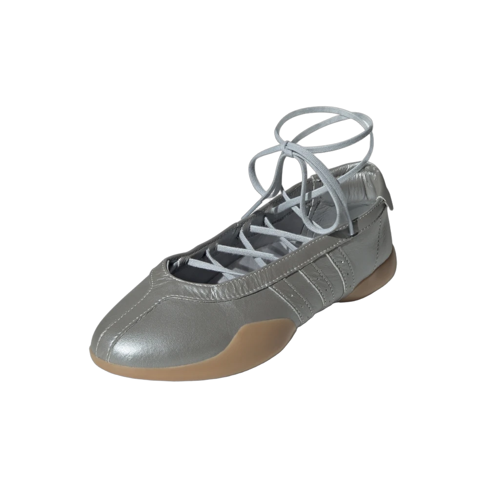 Adidas Taekwondo Mei Ballet Silver Metallic Gum, Silver Metallic/Silver Metallic/Gum (JR7032)