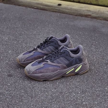 Adidas Yeezy Boost 700 Mauve, Mauve/Mauve/Mauve (EE9614)