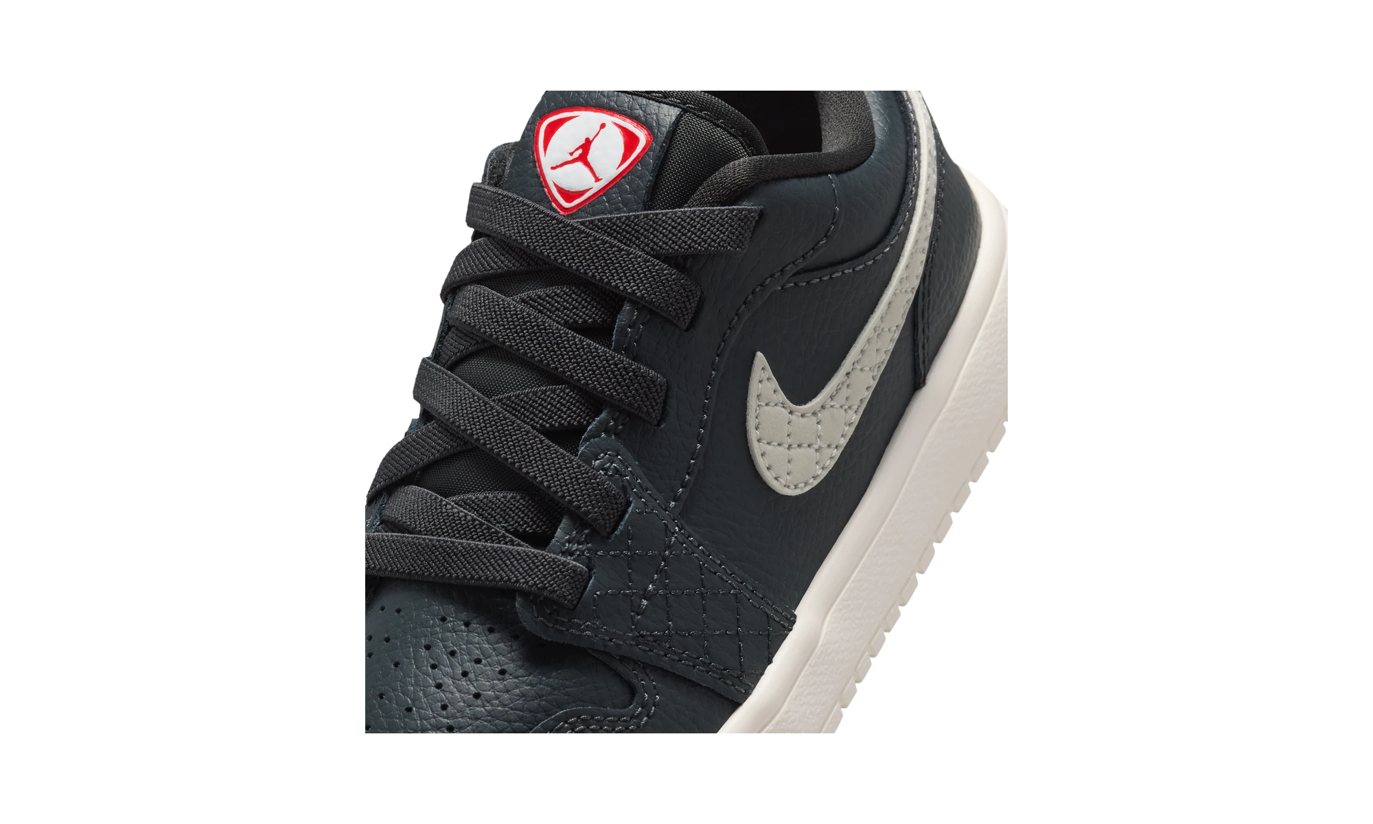 Air Jordan 1 Low ALT SE Off Noir (PS)
