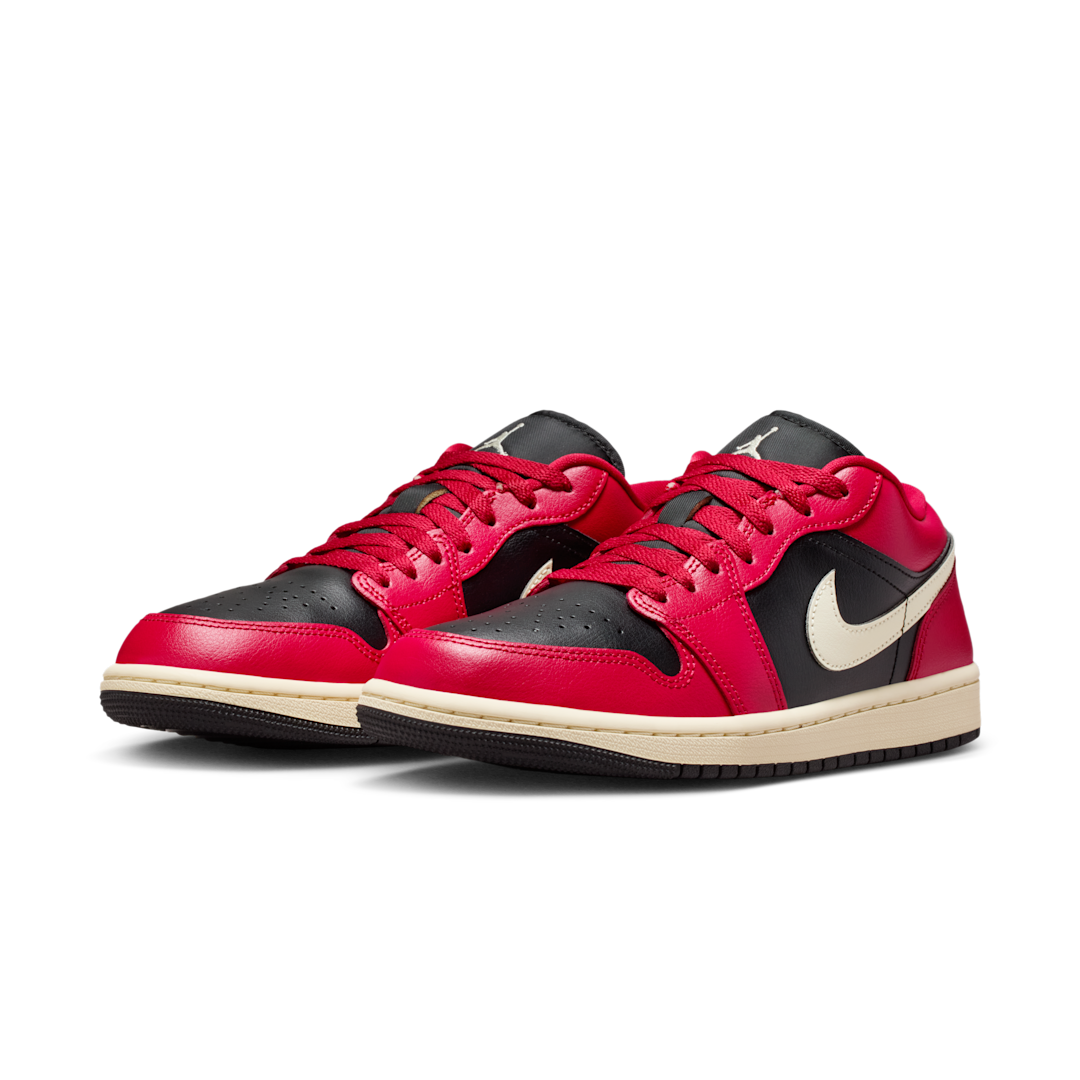Air Jordan 1 Low Mystic Hibiscus Black