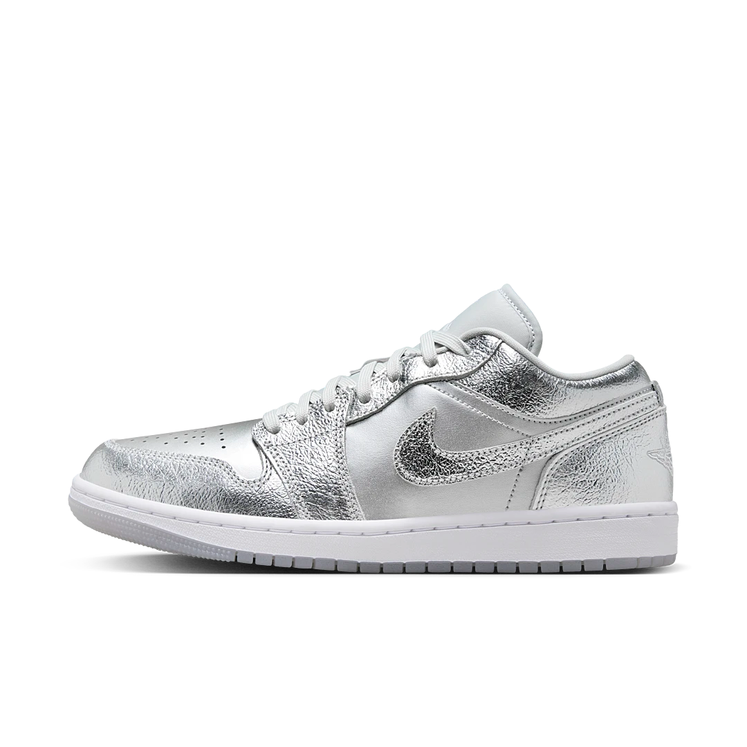 Air Jordan 1 Low SE Metallic Silver, Metallic Silver/Photon Dust/Wolf Grey (FN5030-001)