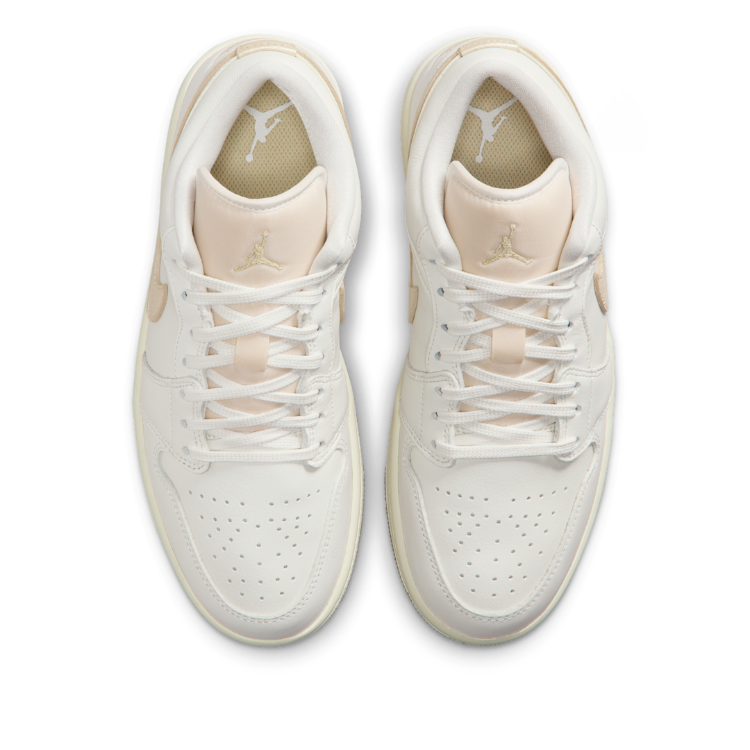 Air Jordan 1 Low SE Metallic Team Gold, Sail/Pale Ivory/Team Gold (HV5157-100)