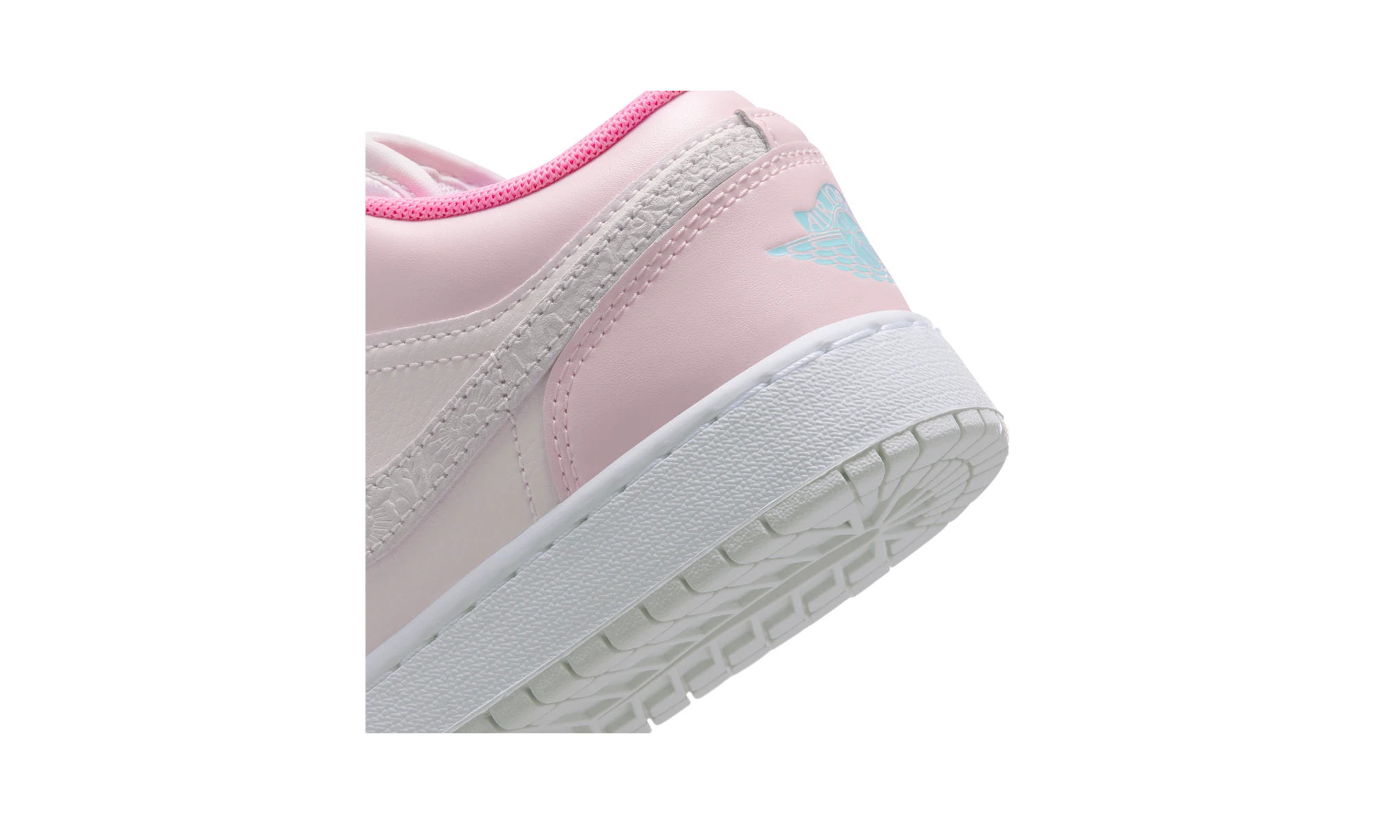 Air Jordan 1 Low SE Pink Bloom