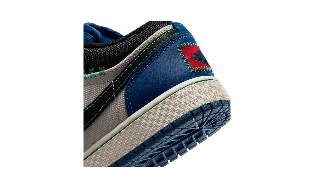 Air Jordan 1 Low SE True Blue Black
