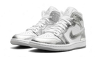 Air Jordan 1 Mid SE Metallic Silver, White/Wolf Grey/Metallic Silver (FN5031-100)