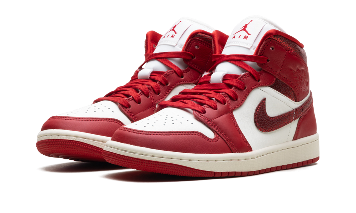Air Jordan 1 Mid SE Red Cracked Leather